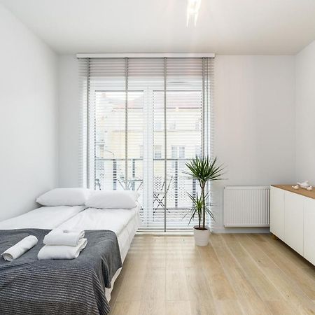 Apartments Poznan Fabryczna By Renters Εξωτερικό φωτογραφία