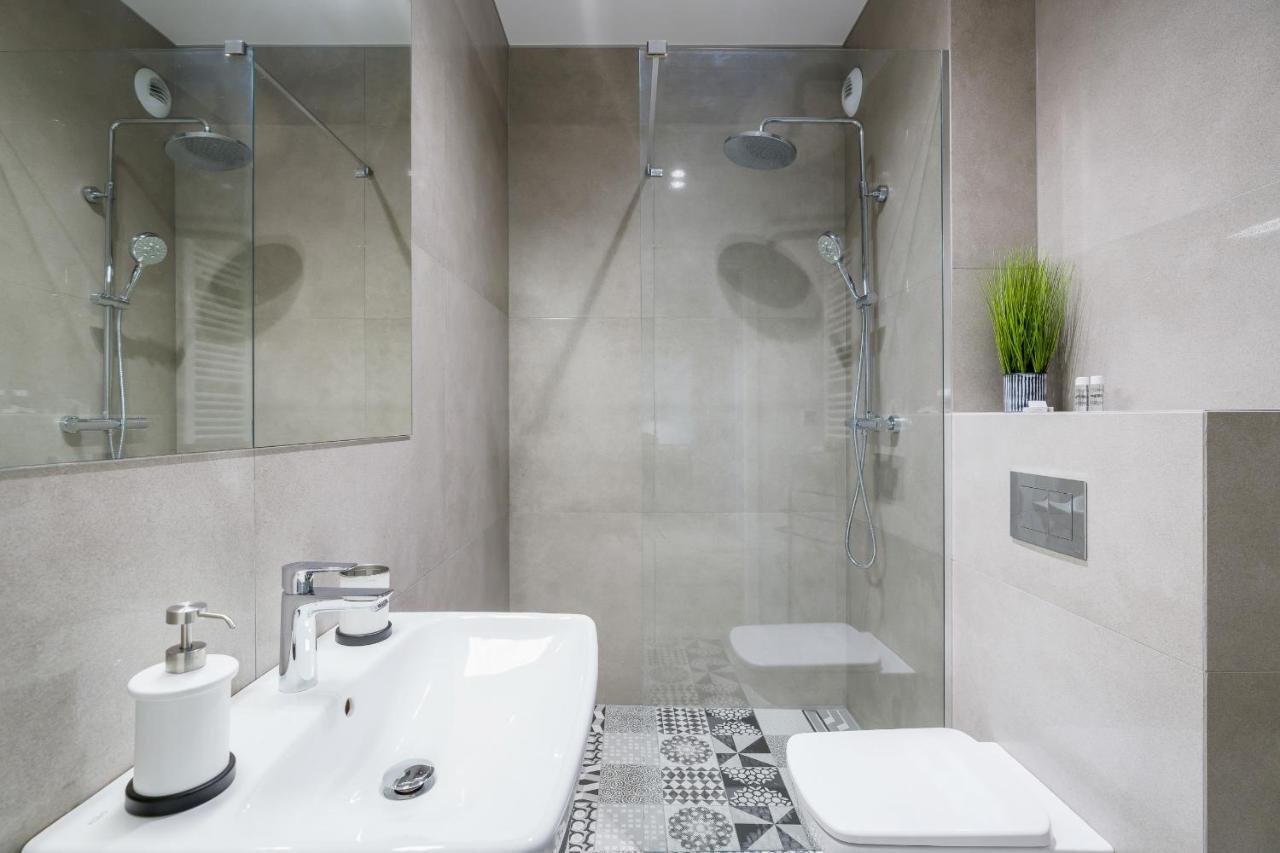 Apartments Poznan Fabryczna By Renters Εξωτερικό φωτογραφία